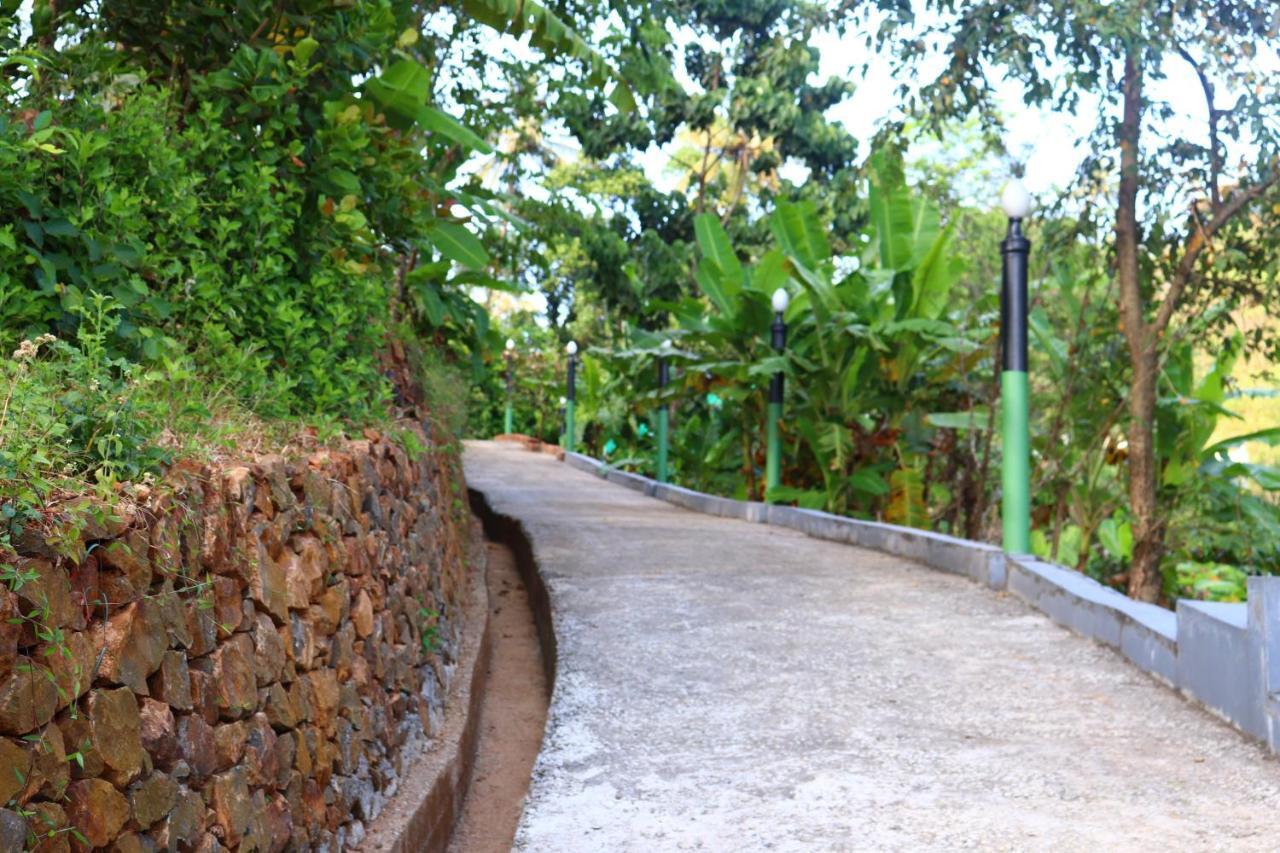 Stone Hills Hotell Kannur Eksteriør bilde