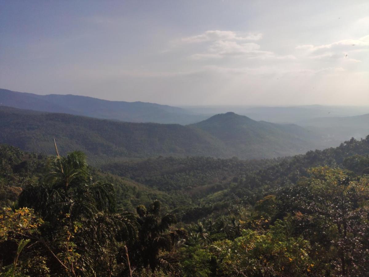Stone Hills Hotell Kannur Eksteriør bilde